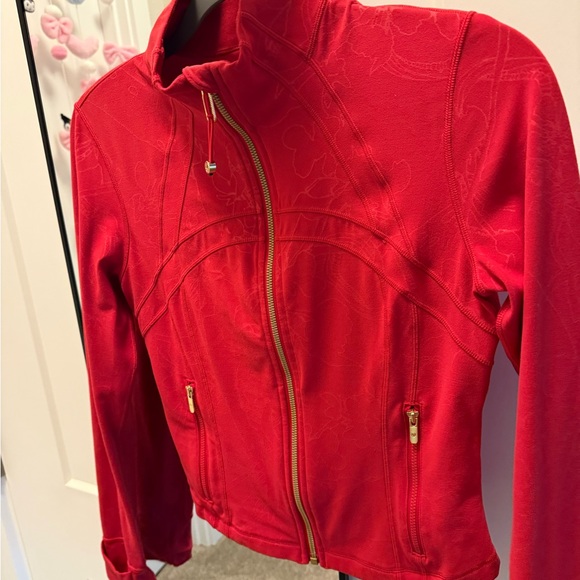 Lululemon Lunar New Year Define Cropped Jacket Nulu Emboss Red - Picture 5 of 7